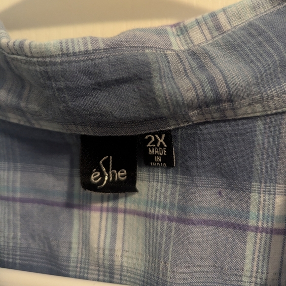 Women's eShe 2XL plaid shirt - Picture 2 of 3